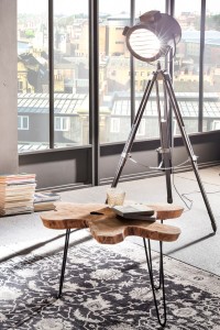 Wanddeko-Wandregal mit 3 Ablagen aus Teak-Holz